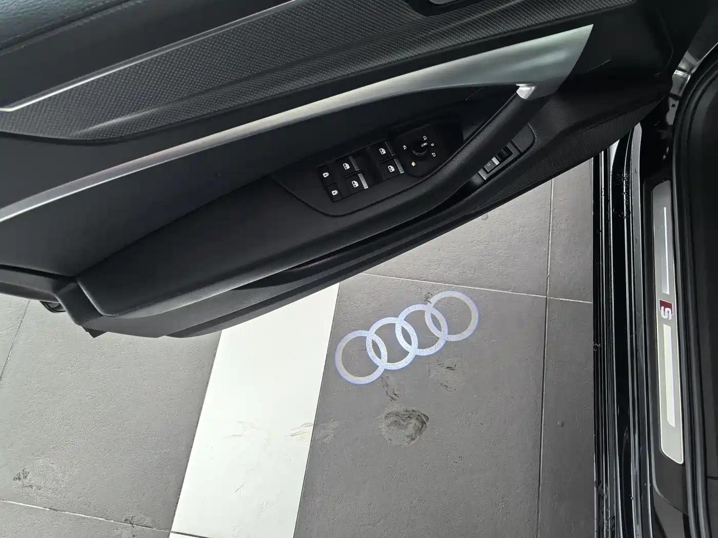 Audi A6L 2021 45 TFSI Exclusive Sport фото 12