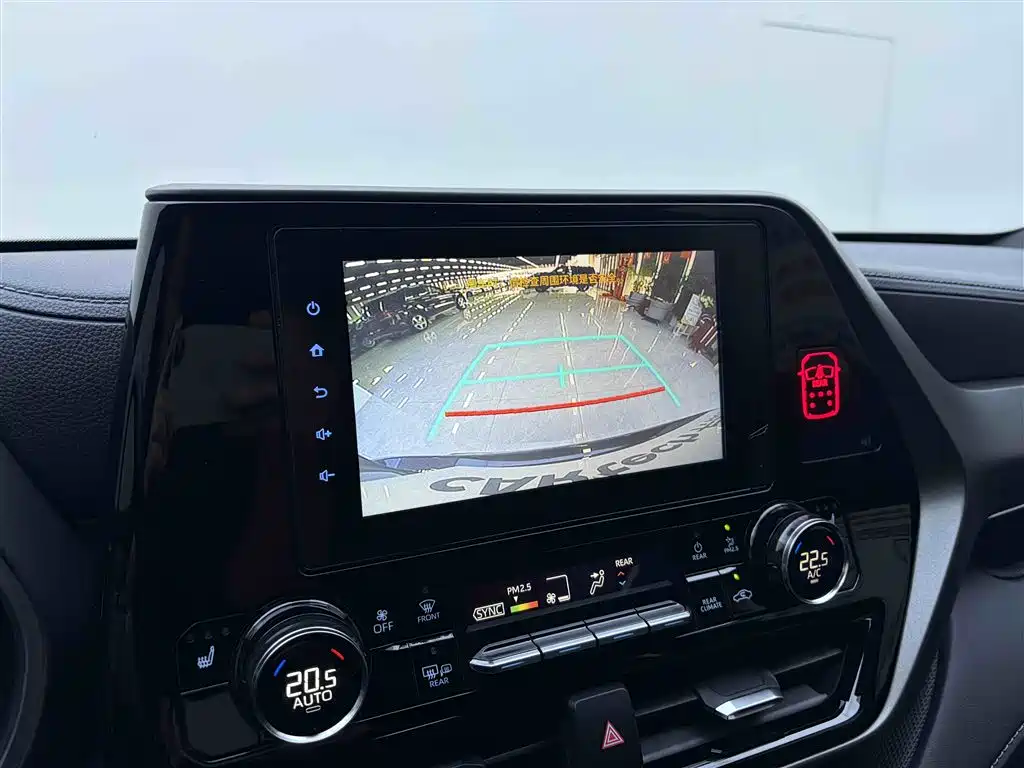 Toyota Crown Kluger 2022 2.0T 4WD Dynamic Edition фото 20