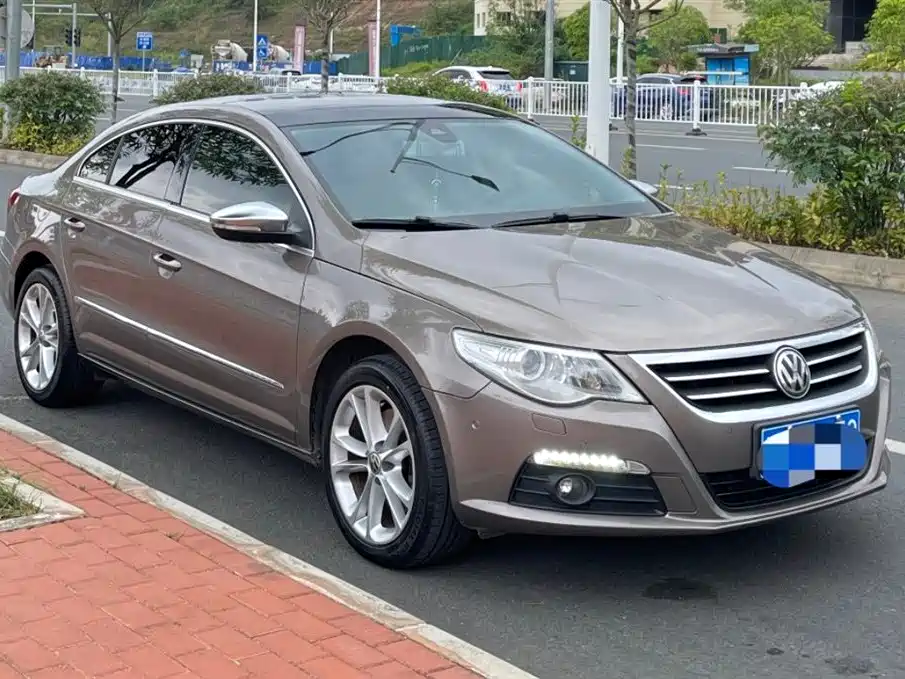 Volkswagen FAW-Volkswagen CC 2011 2.0TSI Supreme фото 3
