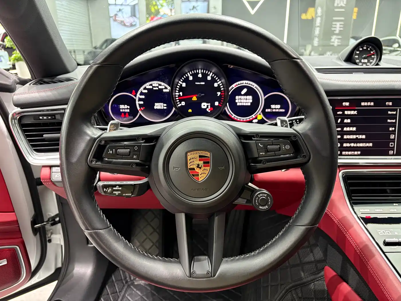 Porsche Panamera 2023 Panamera 4 Executive Long Wheelbase Platinum Edition 2.9T фото 7
