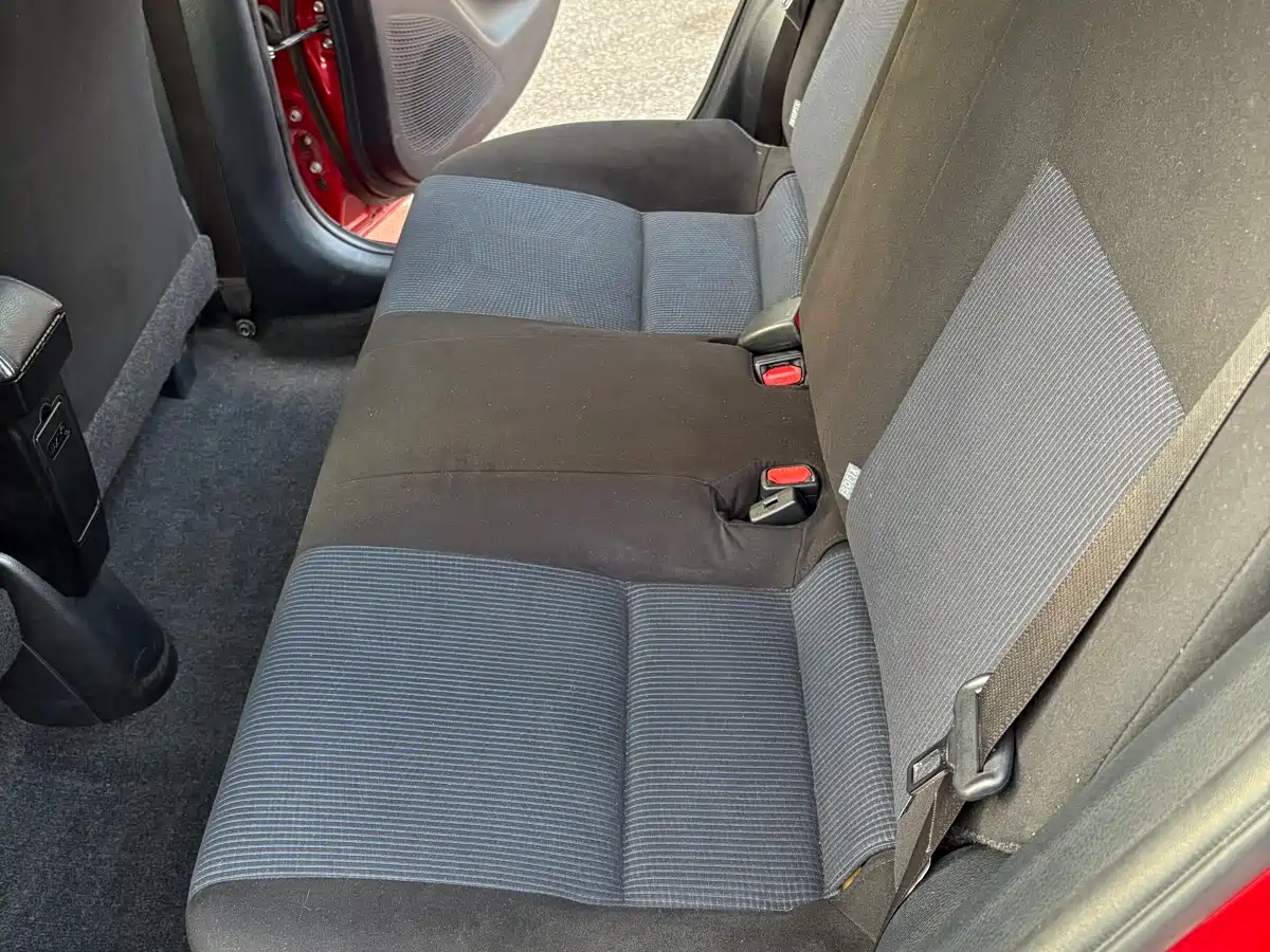 Toyota YARiS L Zhi Xuan 2015 1.5E Auto Charming Edition фото 9