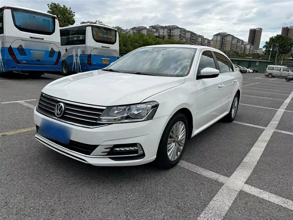 Volkswagen Lavida 2019 Lavida Start 1.5L Auto Comfort (China VI) фото 2