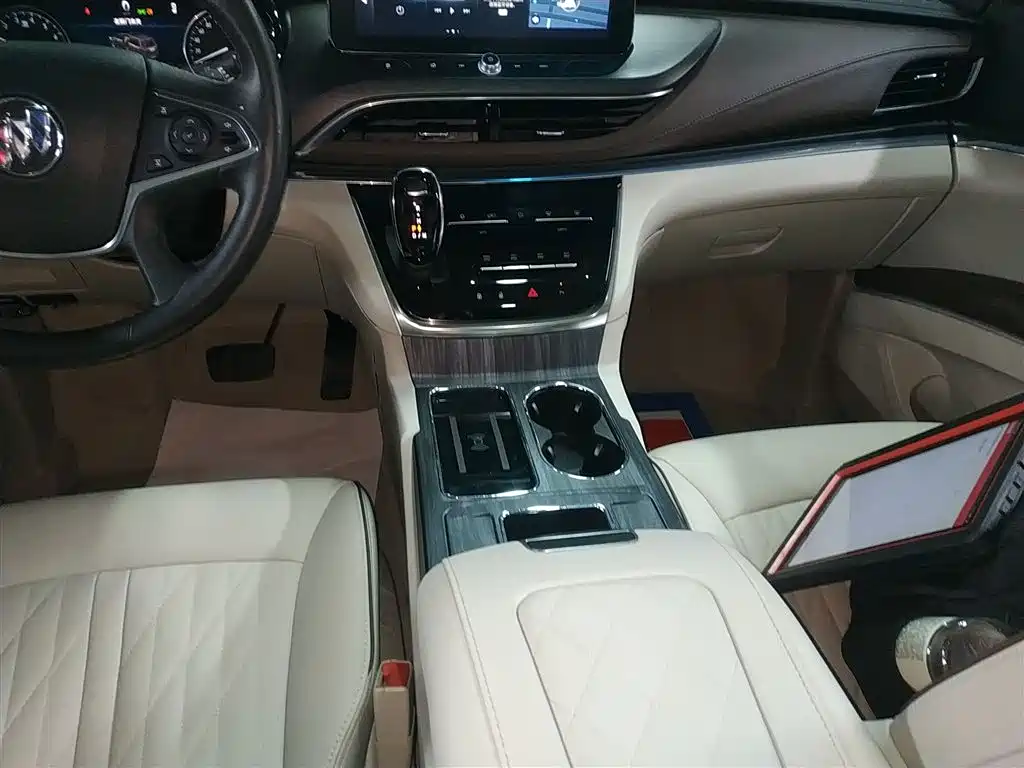 Buick GL8 2022 Land Business Class 652T Luxury фото 10