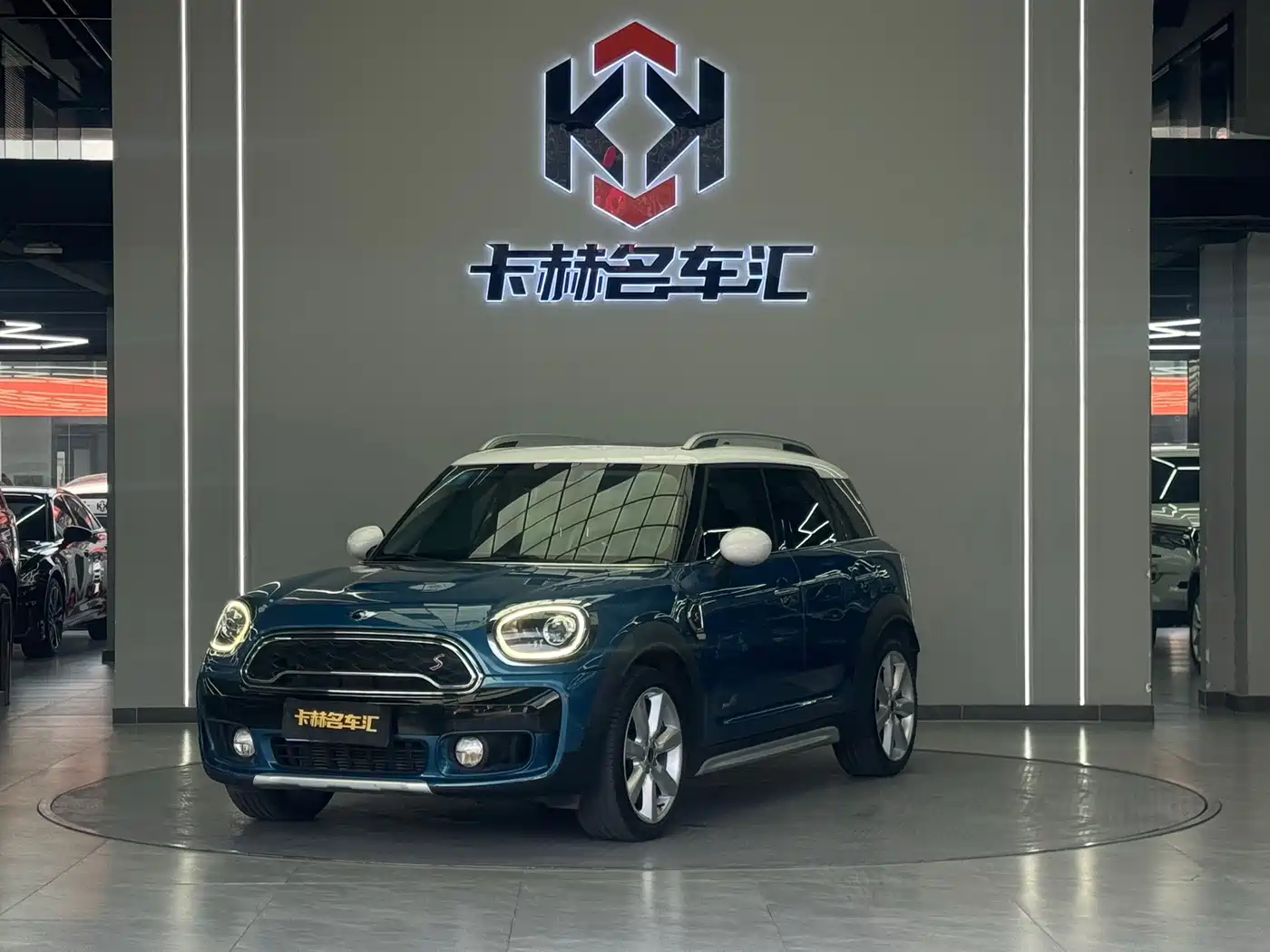 MINI COUNTRYMAN