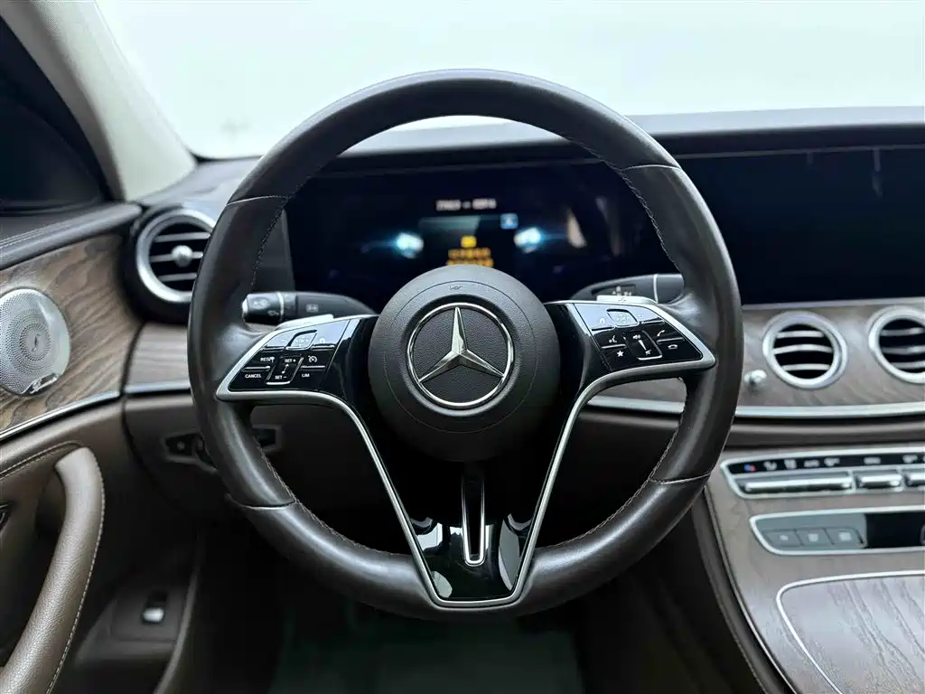 Mercedes-Benz E-Class 2022 Facelift E 300 L Luxury Style фото 14