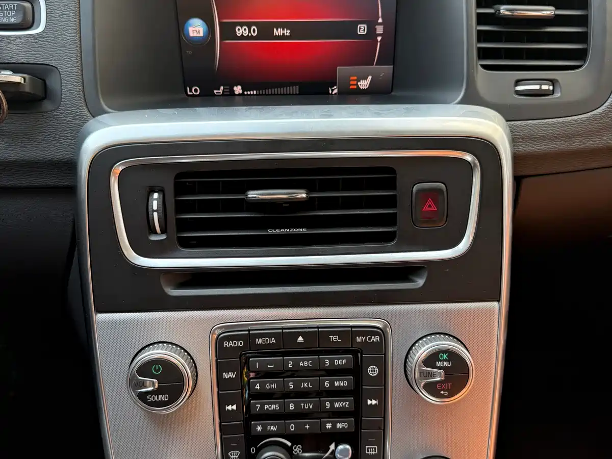 Volvo V60 2017 2017 T5 Zhi Ya Edition China V