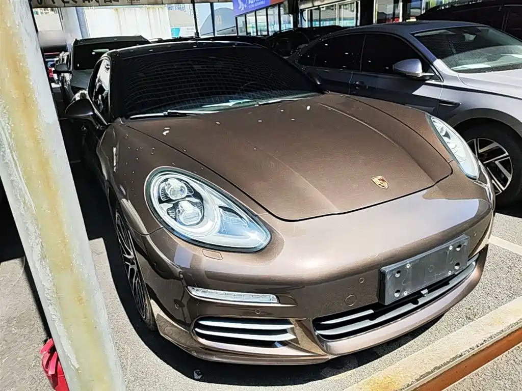 Porsche Panamera 2014 Panamera 4 3.0T фото 4