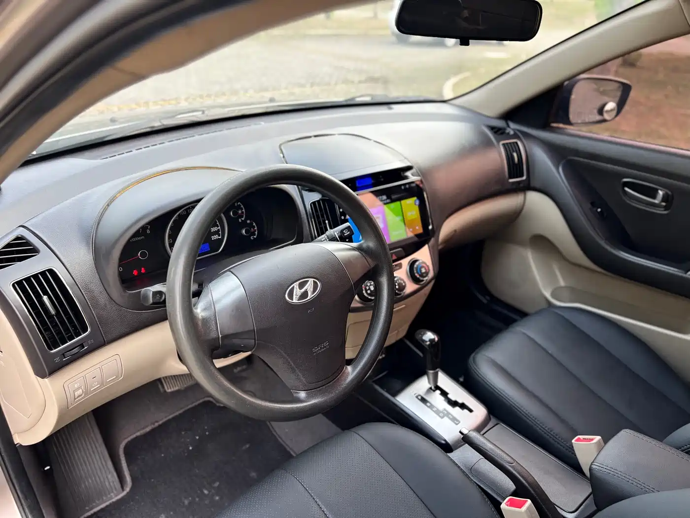 Hyundai Elantra 2011 1.6L Automatic Comfort фото 8