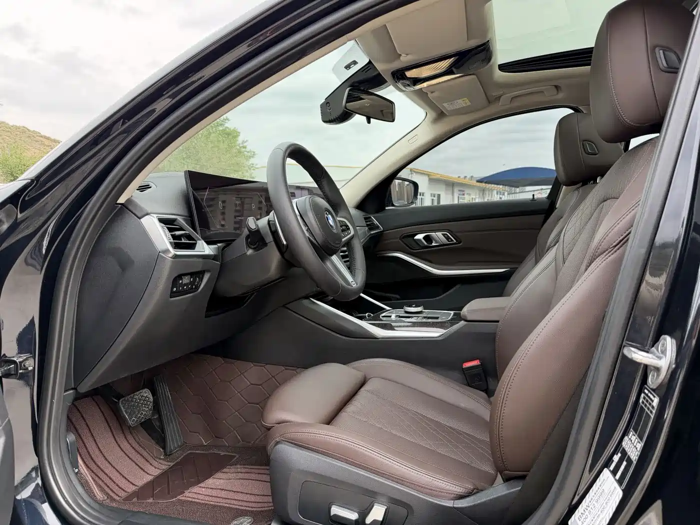 BMW 3 Series 2023 325Li M Sport Package фото 7