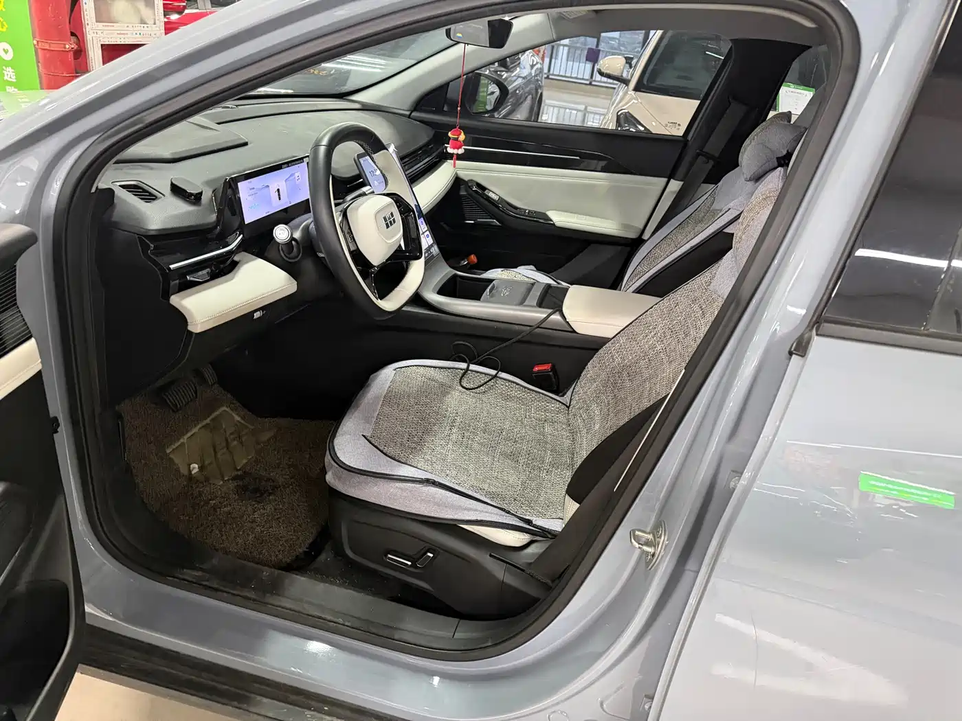 GEELY GALAXY GALAXY L6