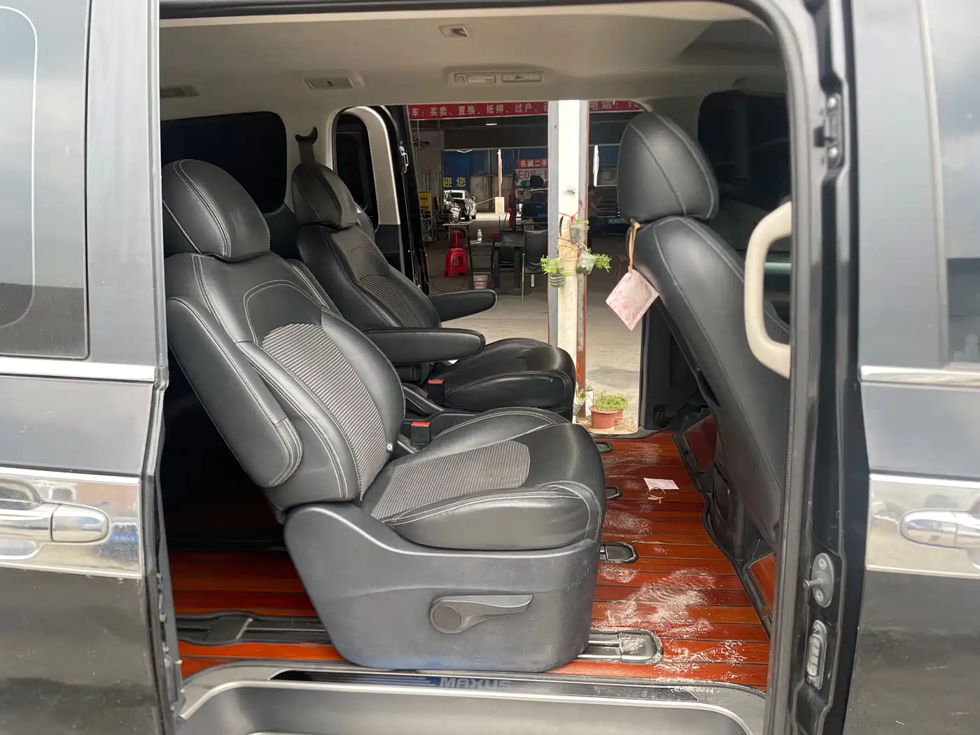 SAIC Maxus Maxus G10 2018 PLUS 1.9T Automatic Elite Edition Diesel фото 6