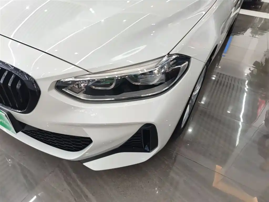 BMW 1 Series 2021 Facelift 120i M Sport Shadow Edition фото 24