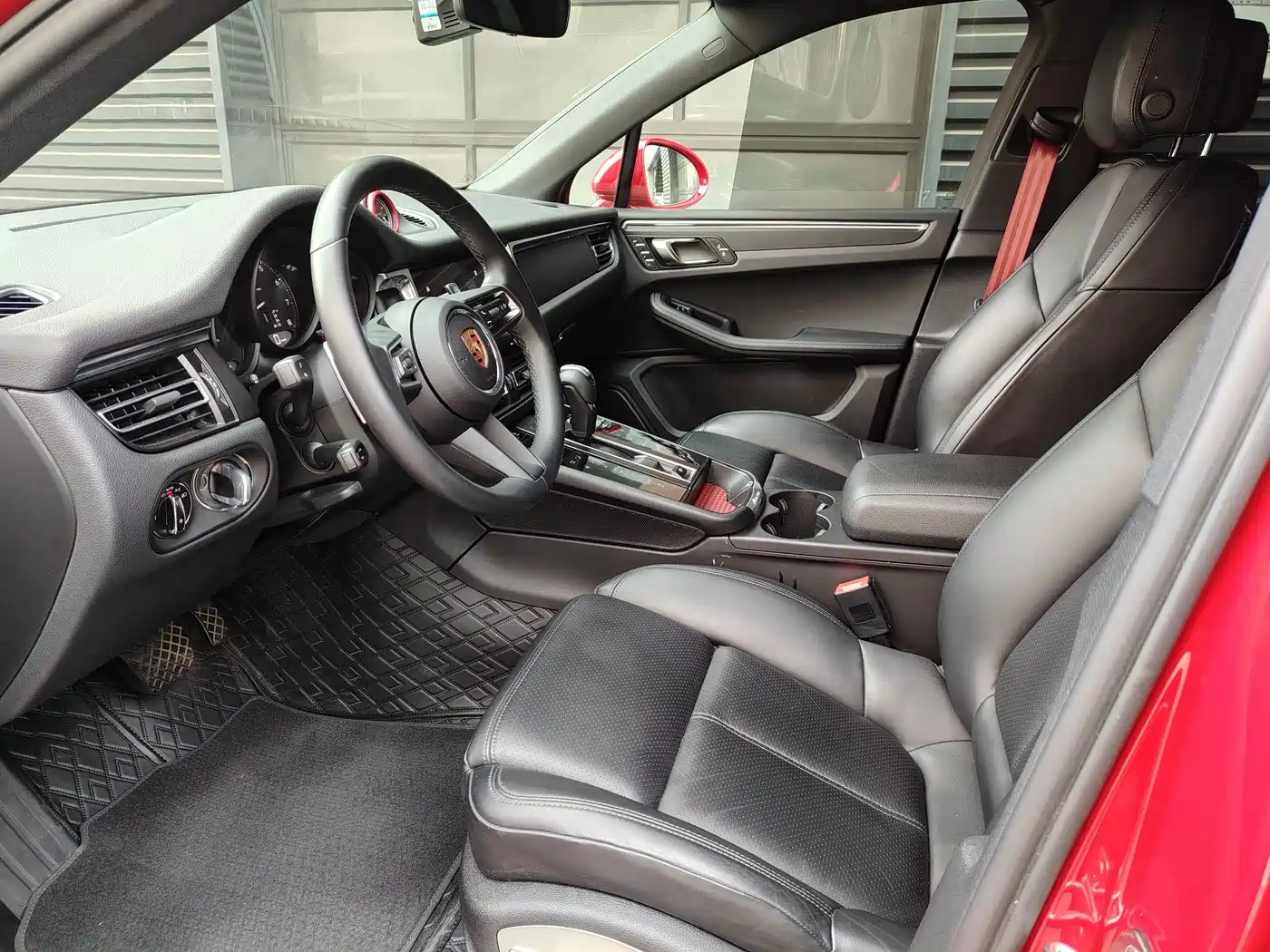 Porsche Macan 2024 Macan 2.0T фото 9