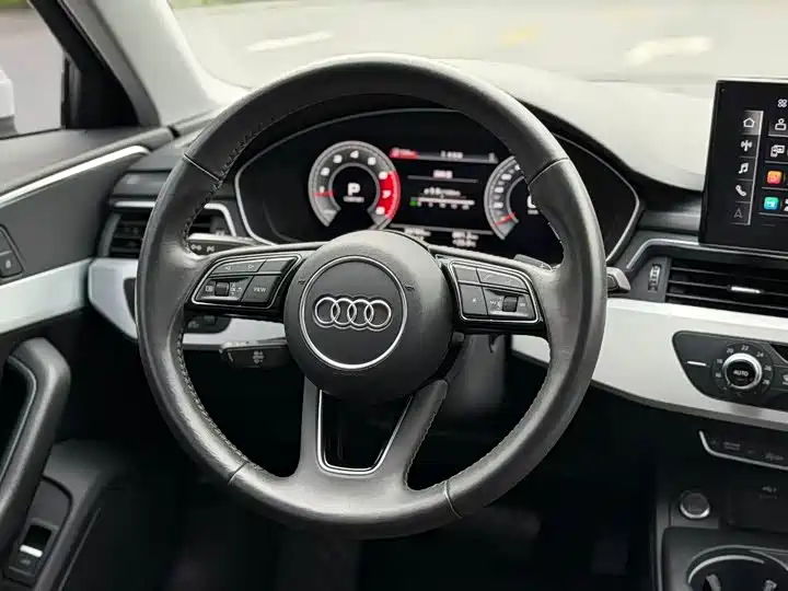 Audi A4L 2021 40 TFSI Premium Life Edition фото 4