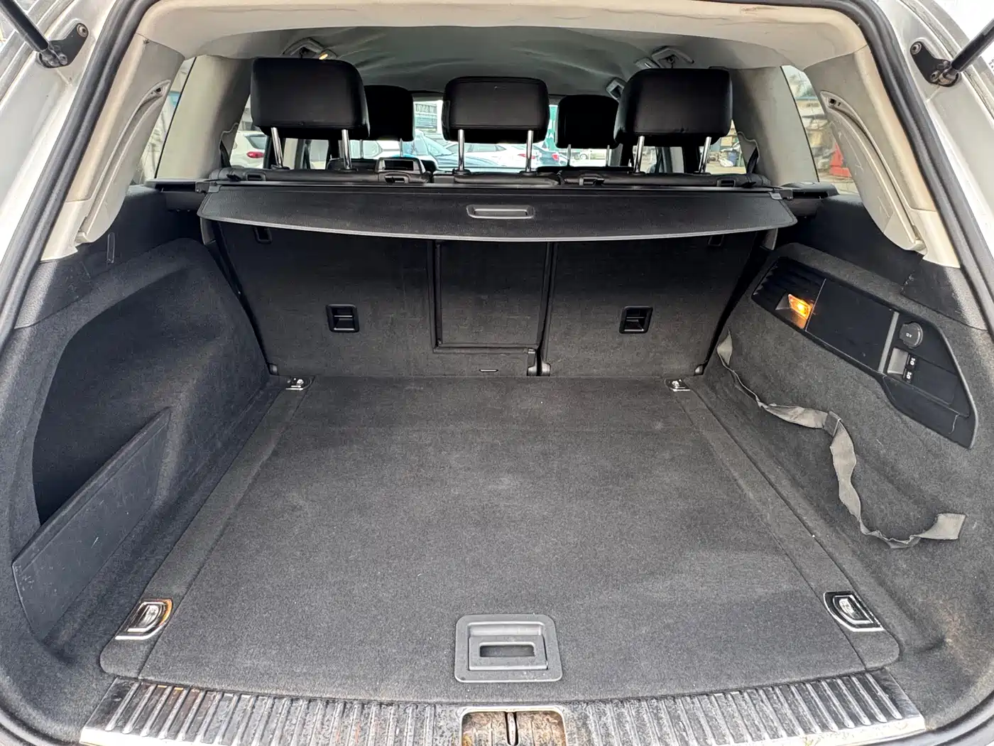 Volkswagen Touareg 2011 3.0TDI Diesel Standard фото 6