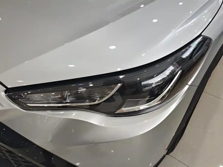 Toyota Frontlander 2023 2.0L Smart Hybrid Dual Engine Leading Edition фото 5