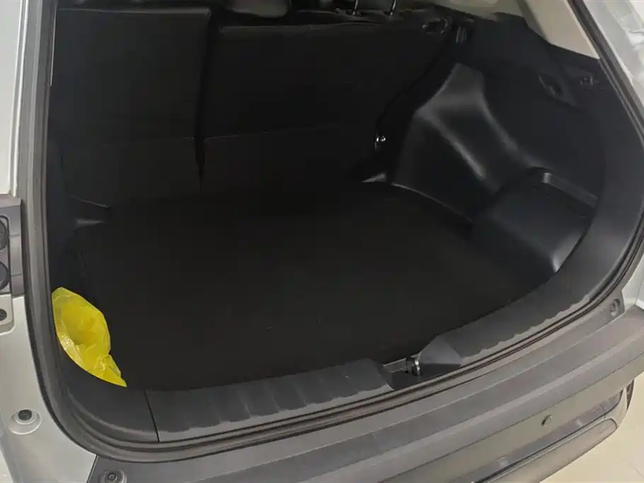 Toyota Frontlander 2023 2.0L Smart Hybrid Dual Engine Leading Edition фото 4