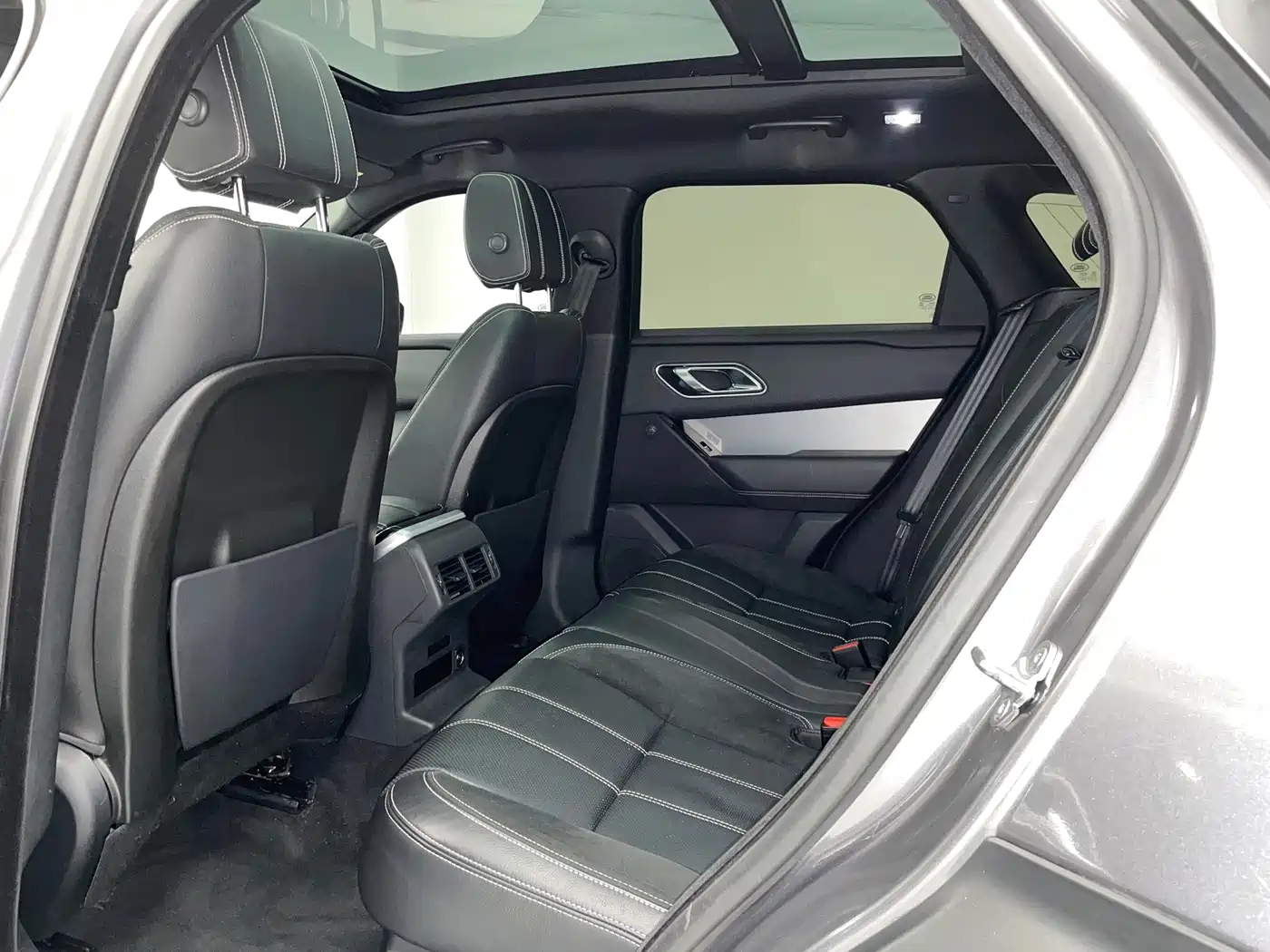 Land Rover Range Rover Velar 2019 2018 P250 S