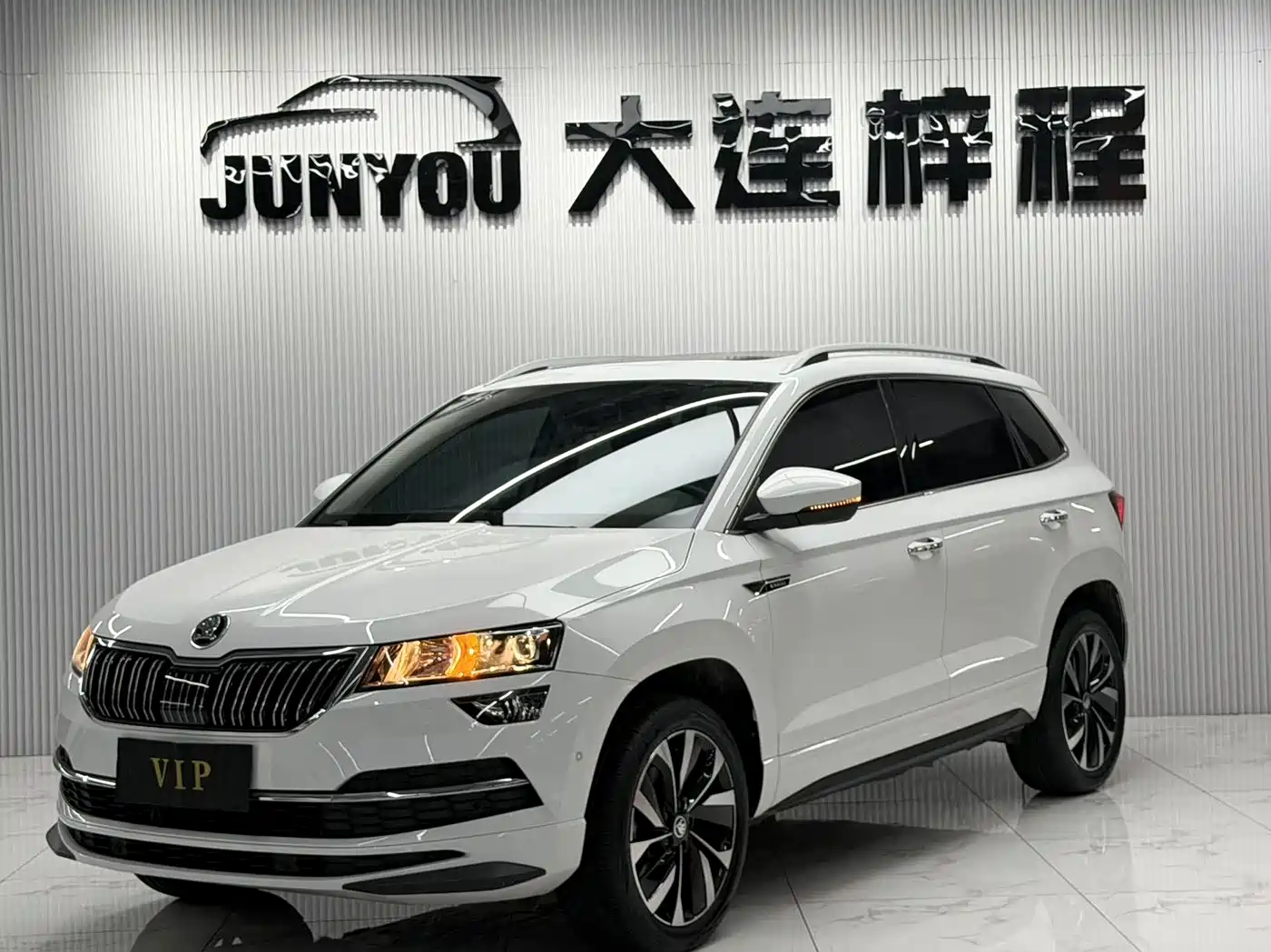 Škoda Karoq 2023 TSI280 Luxury Edition