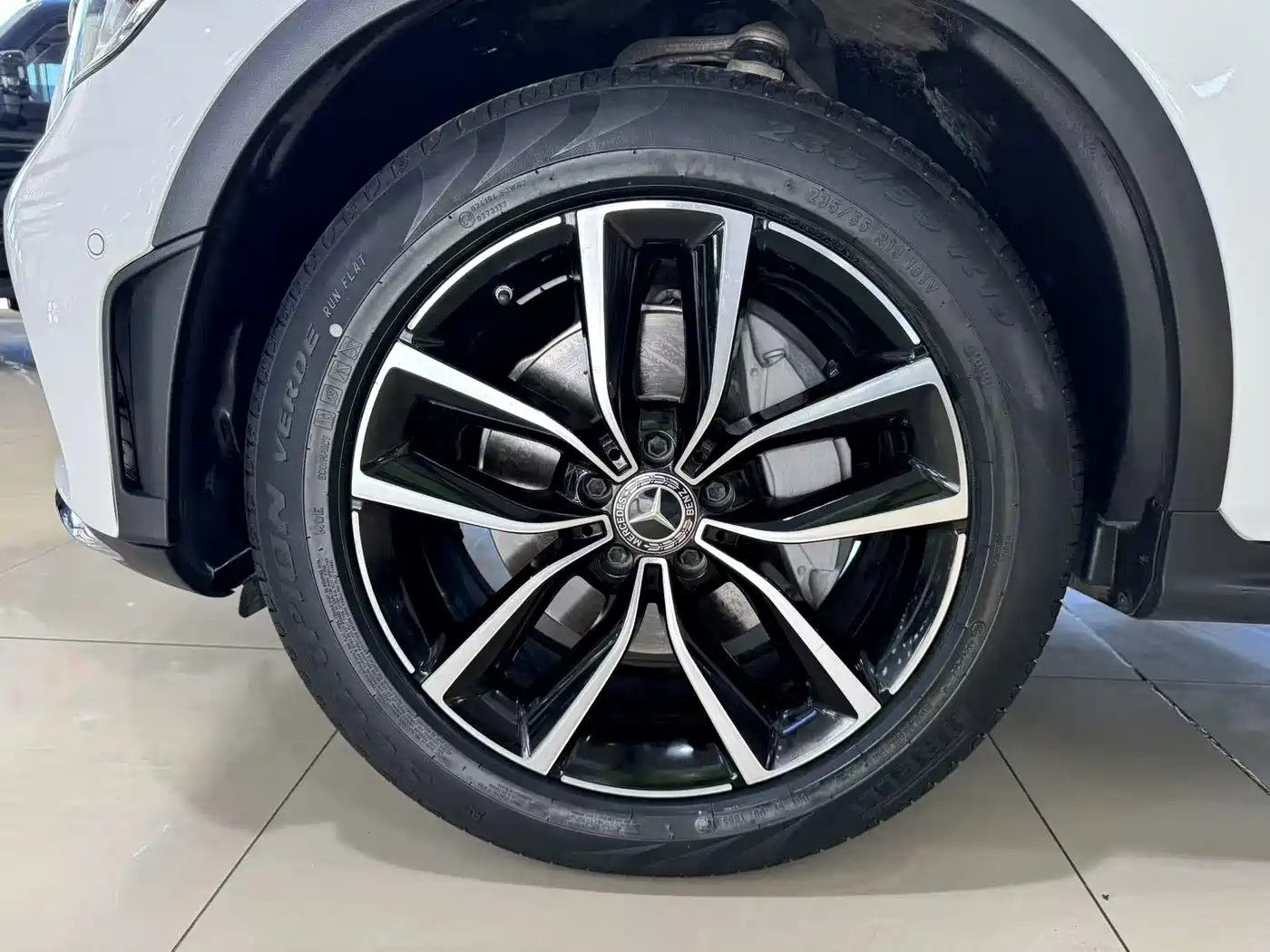 Mercedes-Benz GLC 2020 Facelift GLC 260 L 4MATIC Luxury фото 10