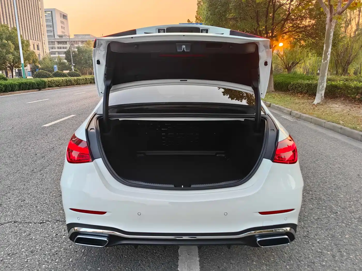 Mercedes-Benz C-Class 2023 Facelift C 260 L Sport Edition фото 14