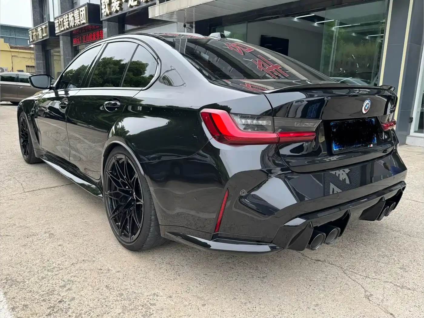 BMW M3 2023 M3 Sedan Thunder Edition фото 7