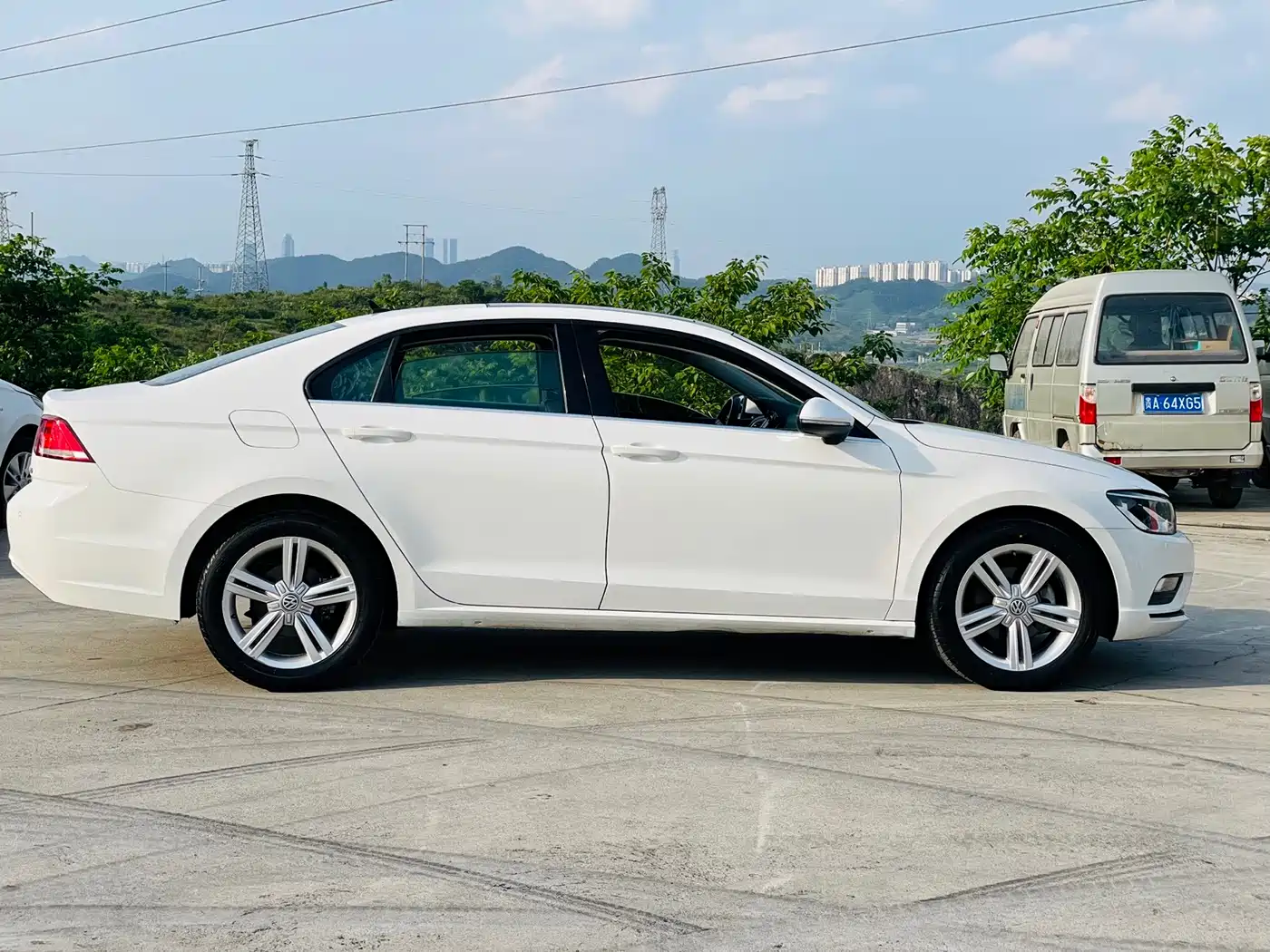 Volkswagen Lamando 2018 280TSI DSG Comfort Edition фото 16
