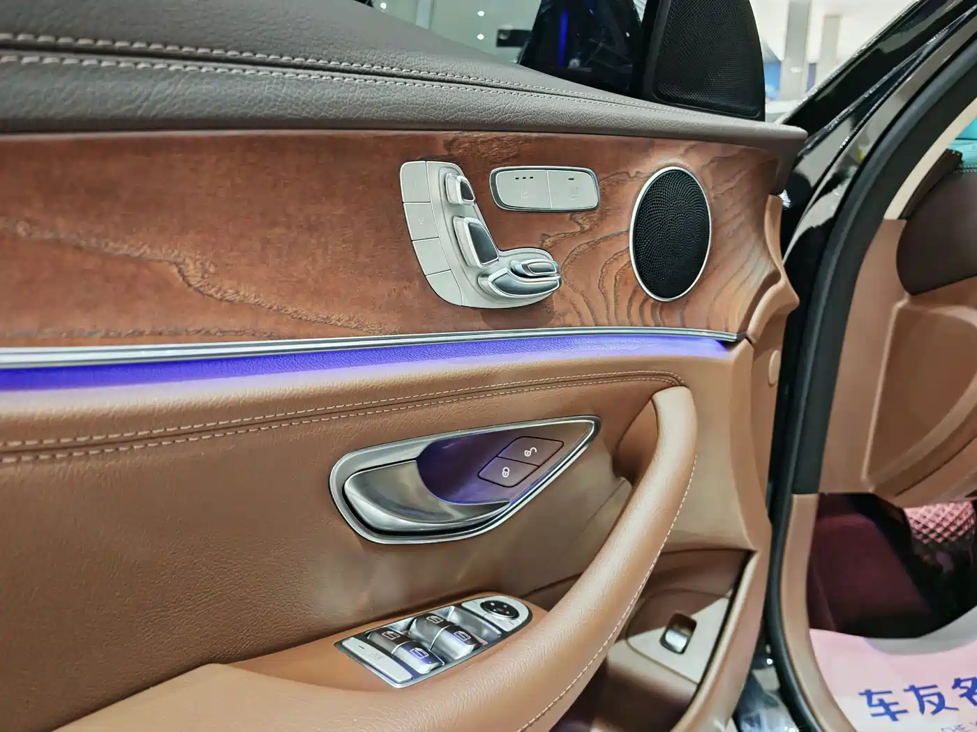 Mercedes-Benz E-Class 2020 E 300 L Fashion фото 5