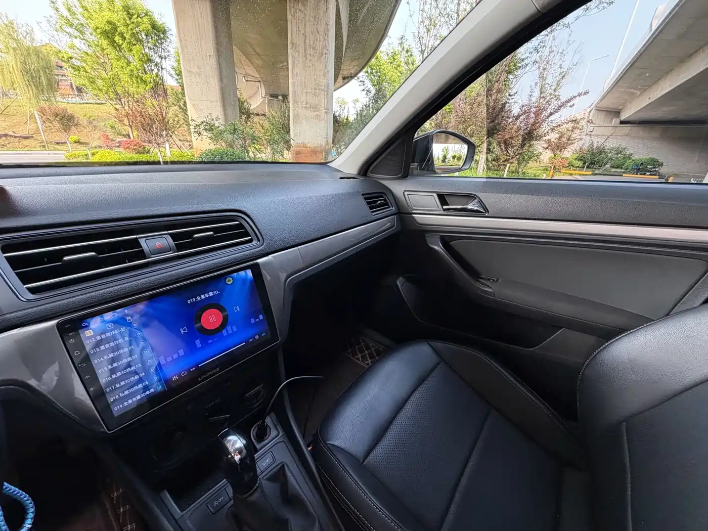 Volkswagen Lavida 2019 Lavida Start 1.5L Auto Trend (China VI) фото 19