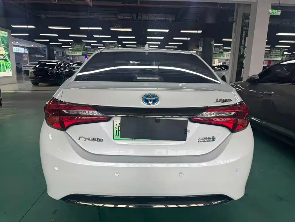 Toyota Levin Twin Engine E+ 2019 1.8PH GS E-CVT Elite Edition фото 11