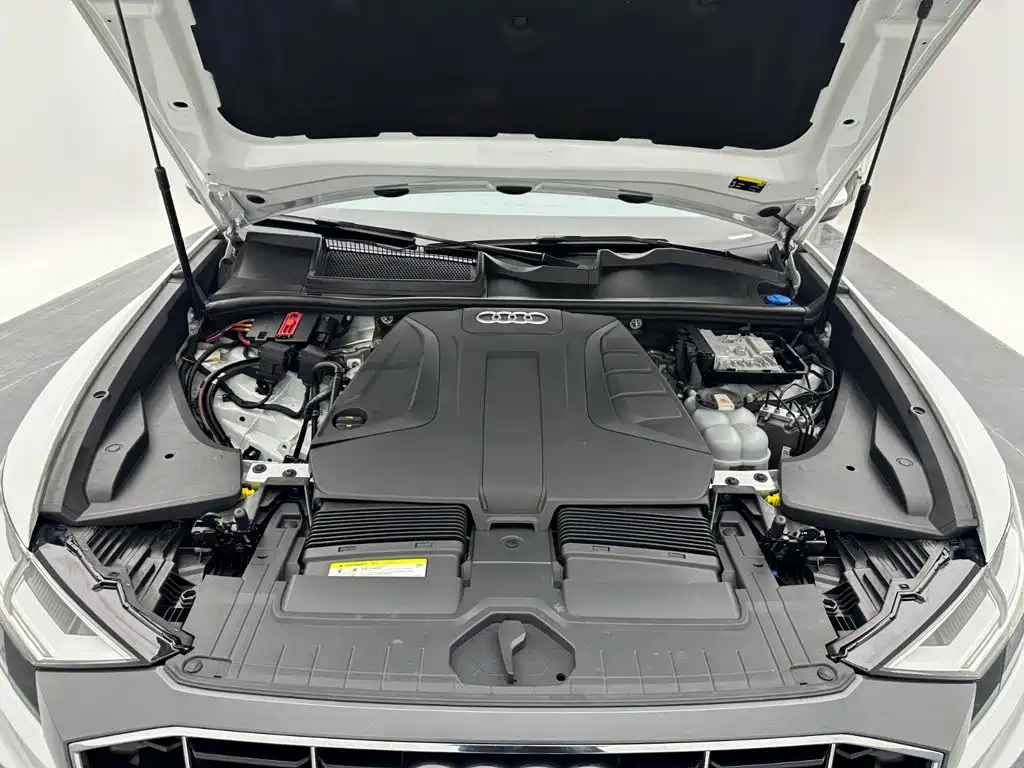 Audi Q8 2020 2019 45 TFSI Premium Dynamic