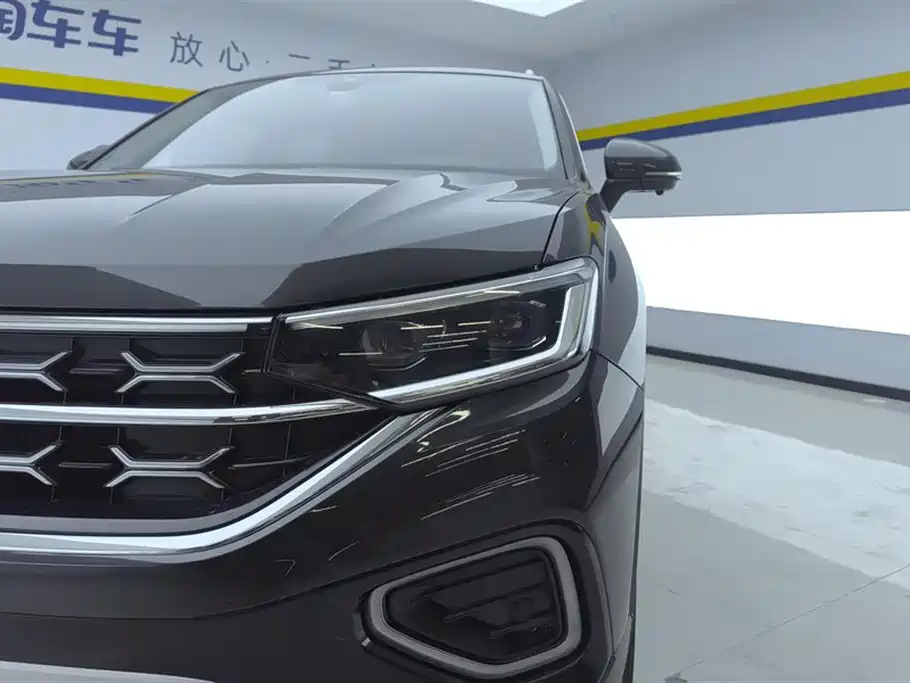 Volkswagen Tayron 2023 330TSI 2WD Luxury Plus Advanced Edition фото 5
