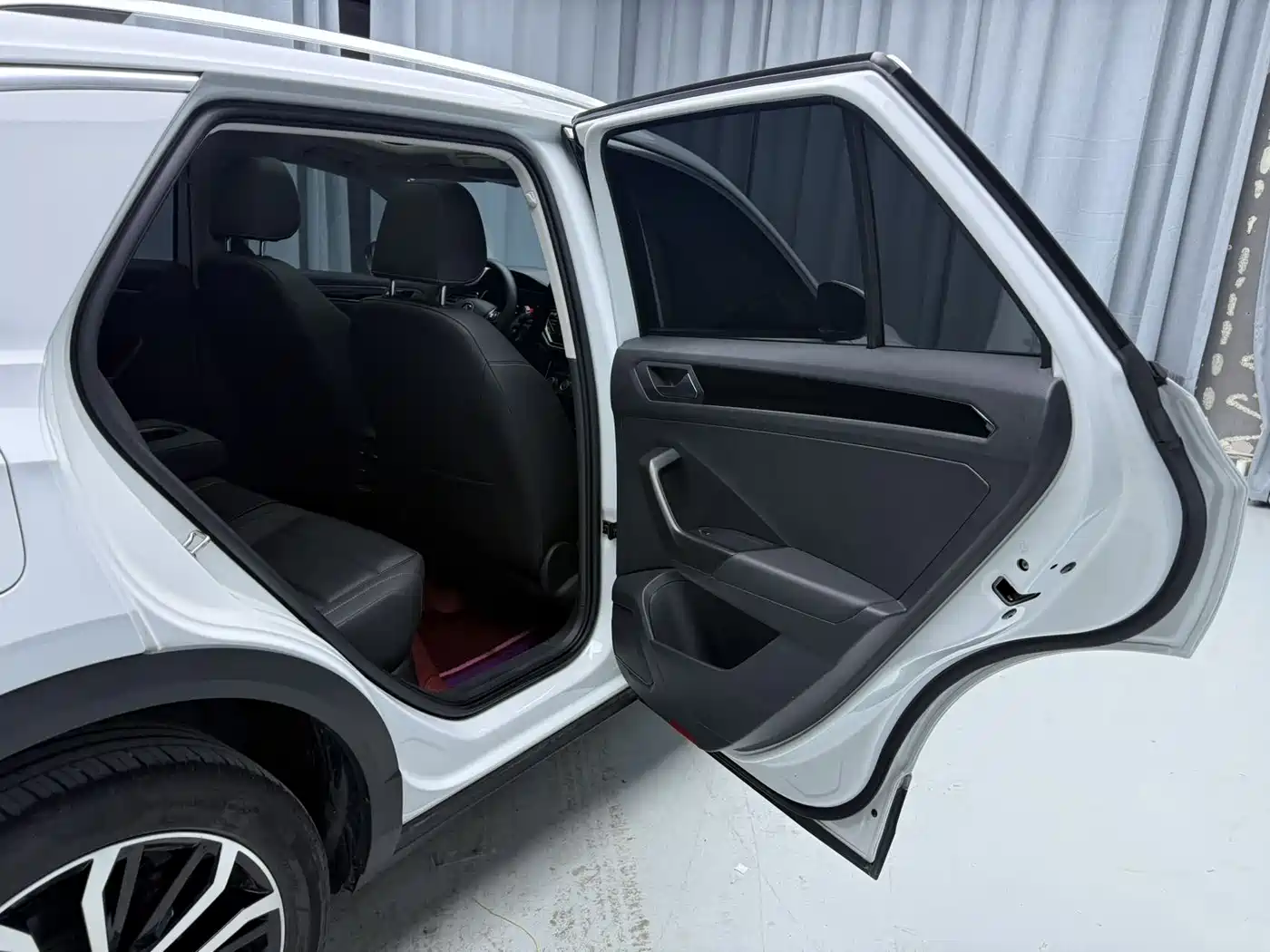 Volkswagen T-ROC 2022 280TSI DSG 2WD Comfort PLUS фото 16
