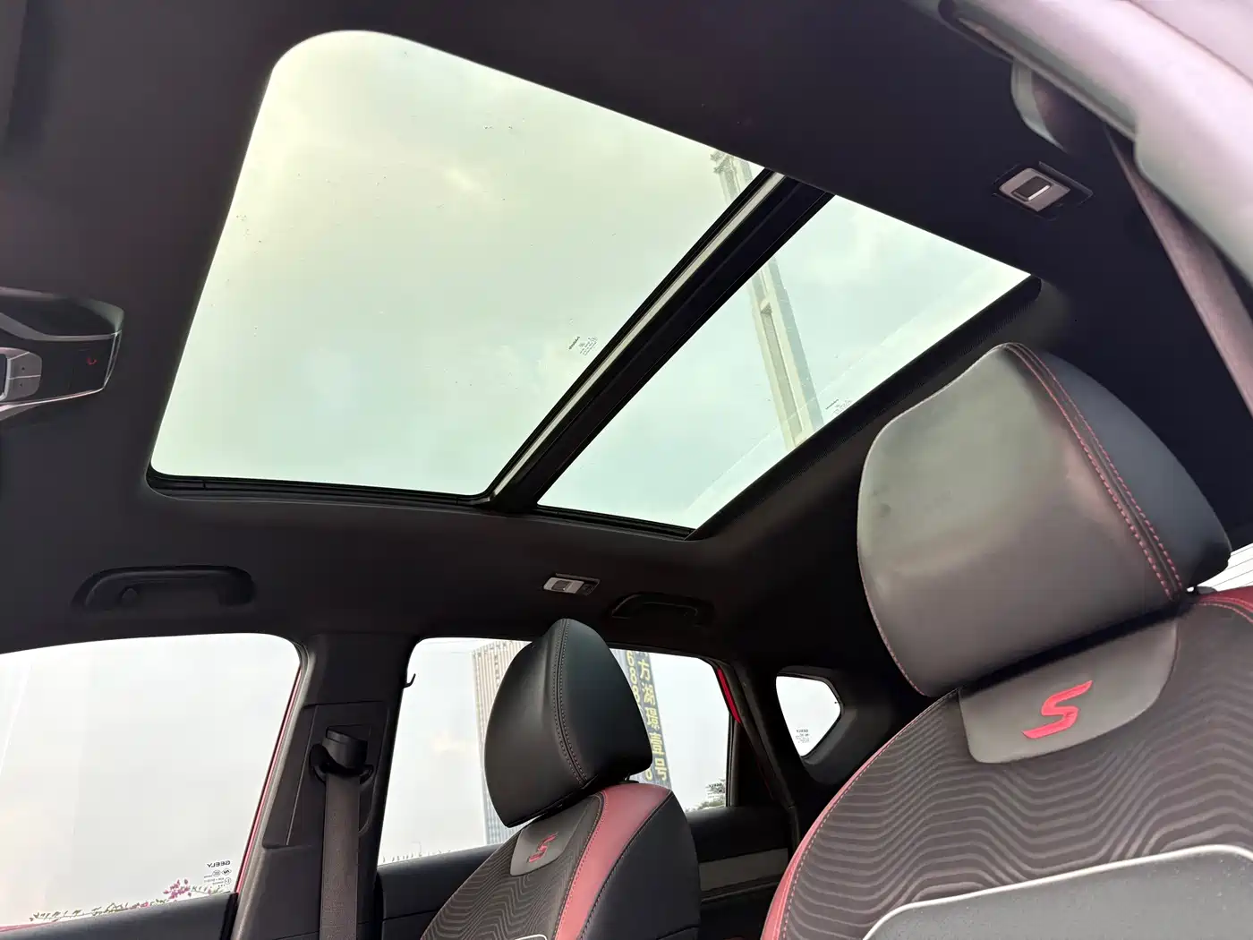 Geely Coolray 2019 2019 Sport 260T DCT Battle China VI
