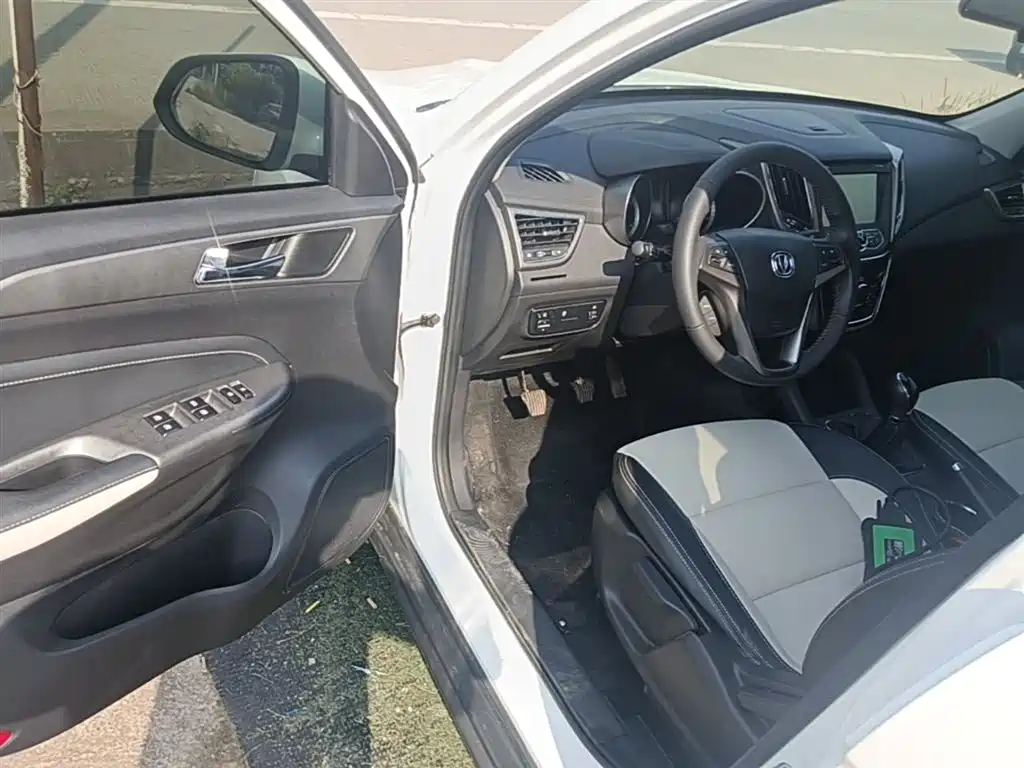 Changan CS35 2018 2017 1.6L Manual Luxury