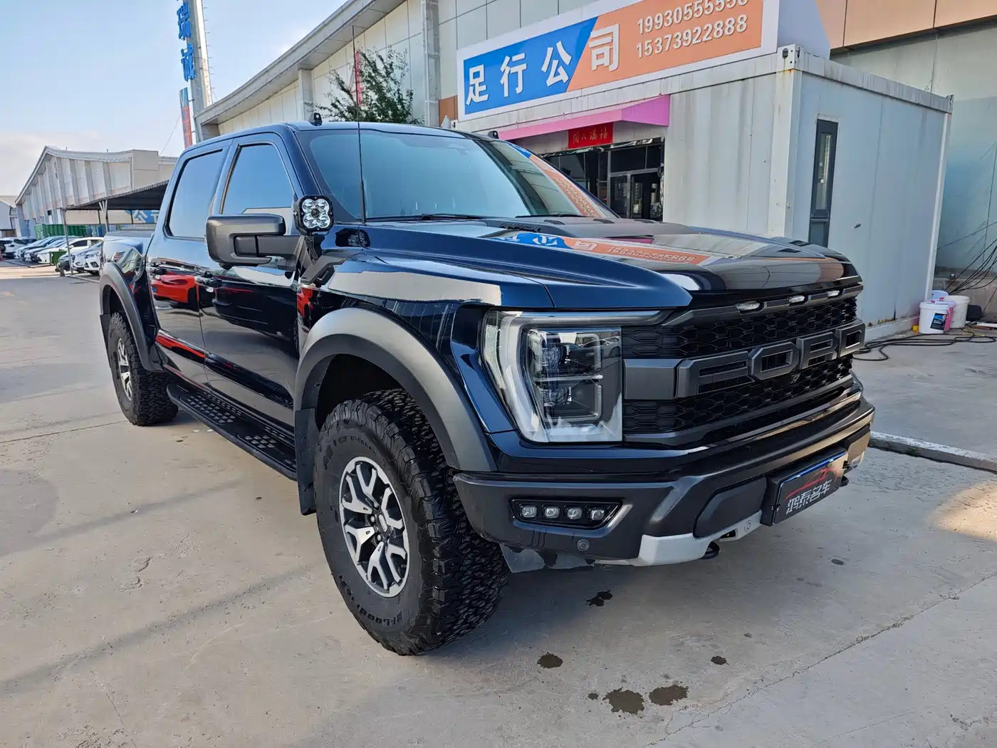 FORD F-150 RAPTOR