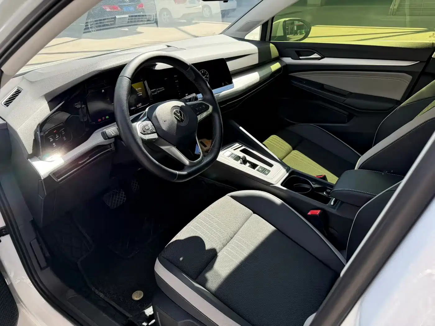 Volkswagen Golf 2021 280TSI DSG Pro Launch Edition фото 3