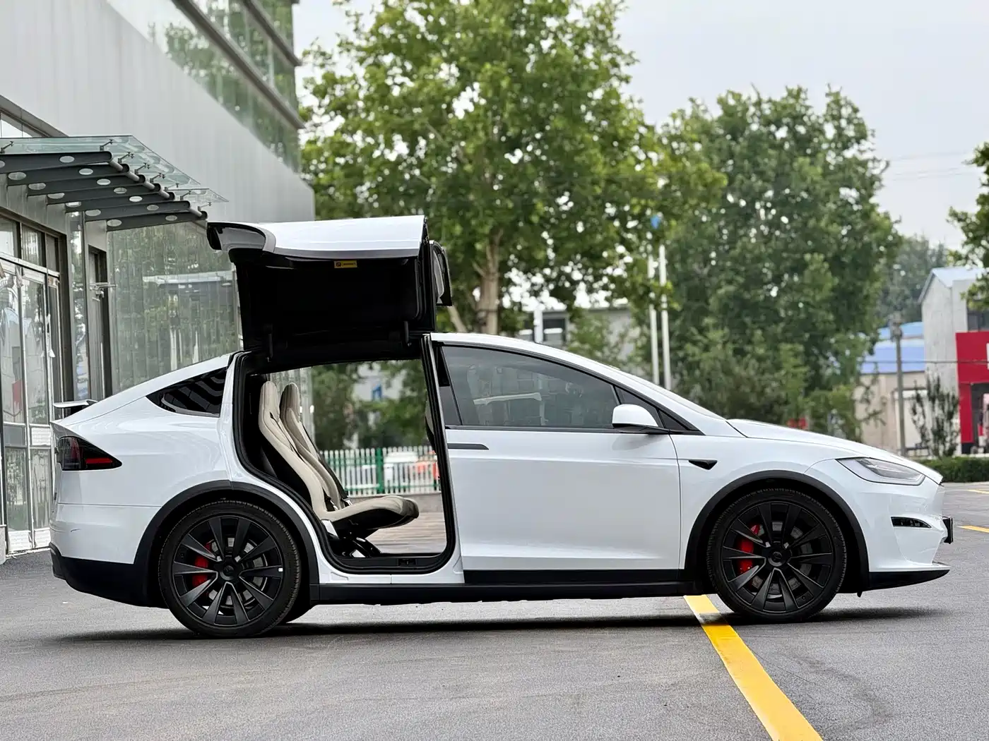 Photo 7 - Tesla Model X