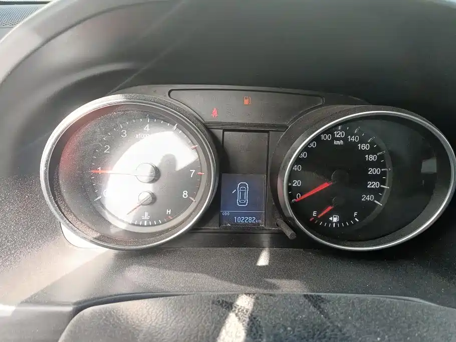 Photo 14 - Haval H6