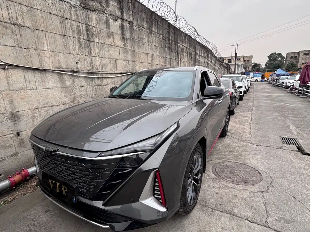 CHANGAN CHANGAN AUCHAN Z6