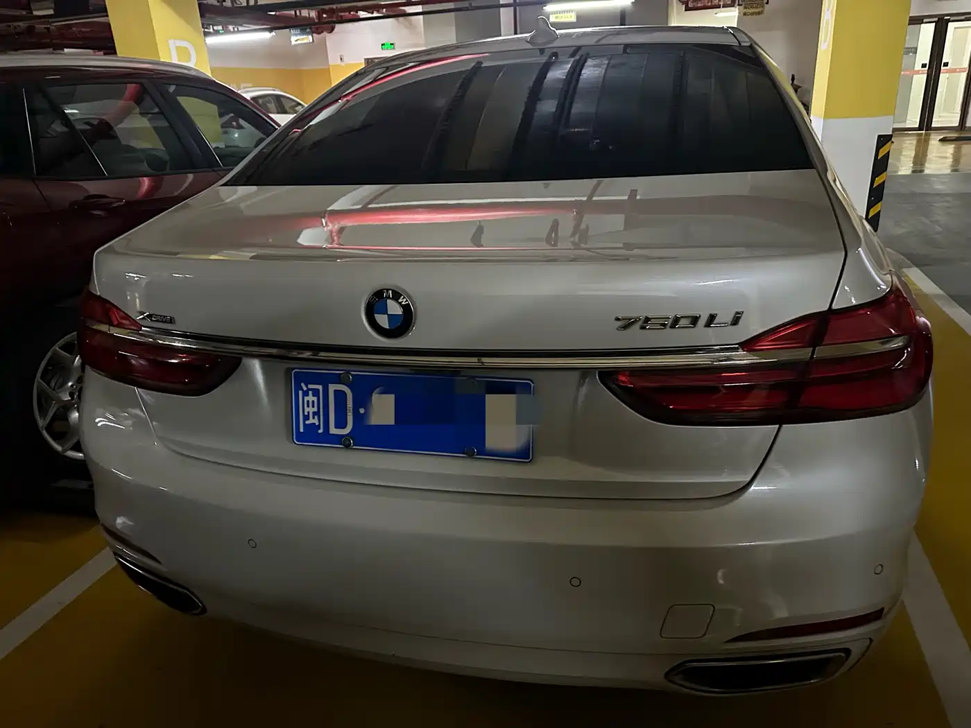 BMW 7 Series 2016 730Li Leading фото 4