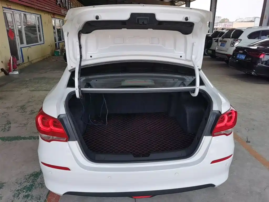 Chevrolet Cavalier 2019 320 Auto Sunroof Enjoyment Edition фото 19