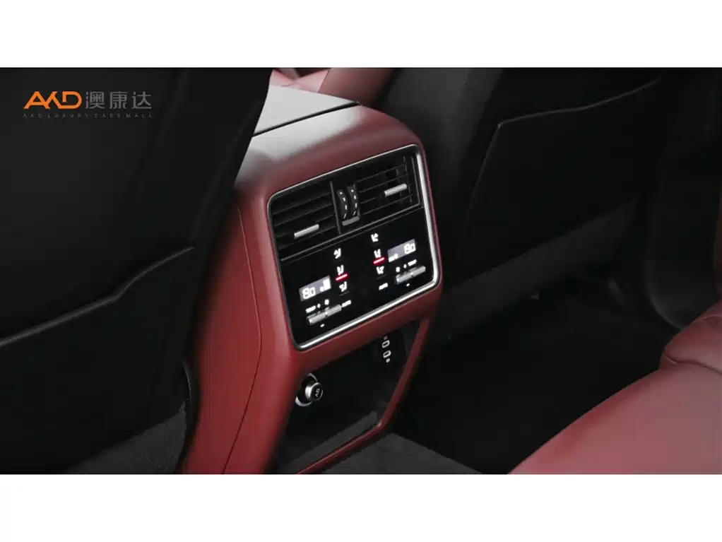 Porsche Cayenne New Energy 2023 Cayenne E-Hybrid 2.0T фото 9