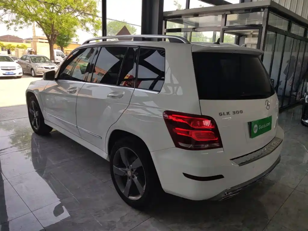 Mercedes-Benz GLK-Class 2013 GLK 300 4MATIC Dynamic Sunroof фото 5