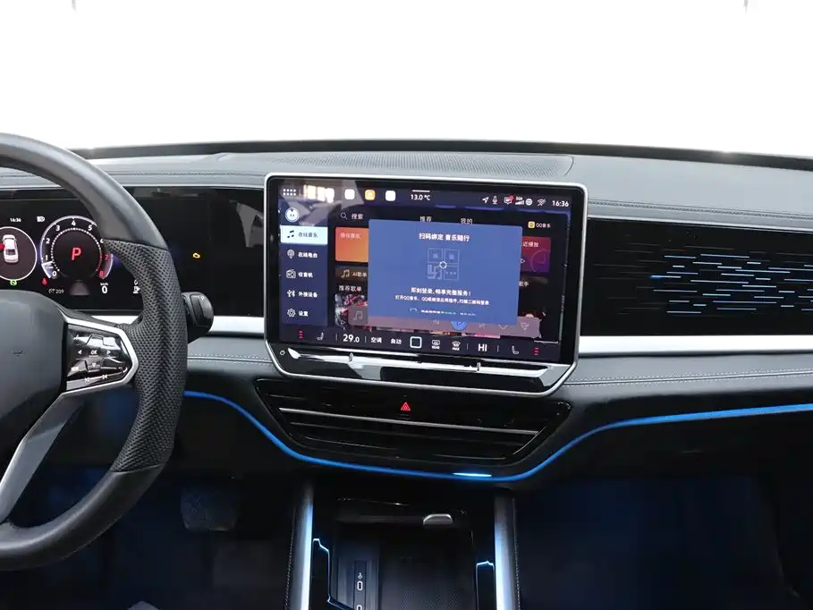 Volkswagen Passat 2025 Pro 380TSI Dragon Glory Edition фото 26