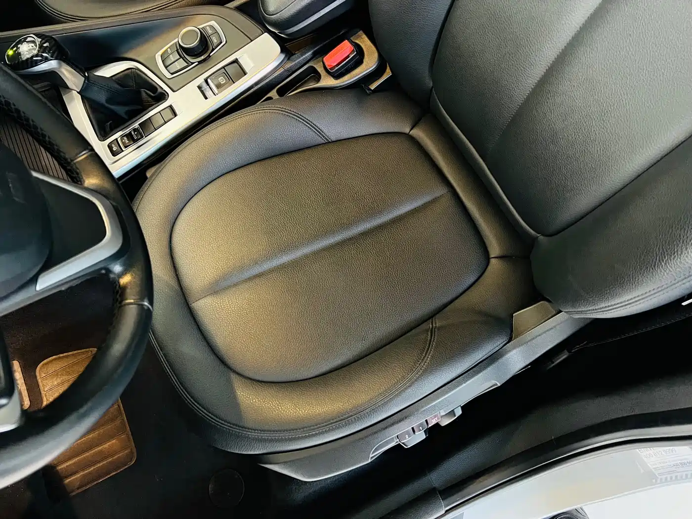 BMW X1 2018 sDrive20Li Leading Model фото 10