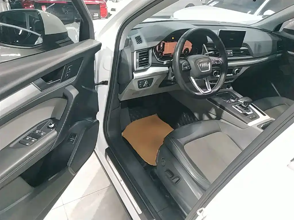 Audi Q5L 2018 40 TFSI Premium Fashion China VI фото 16