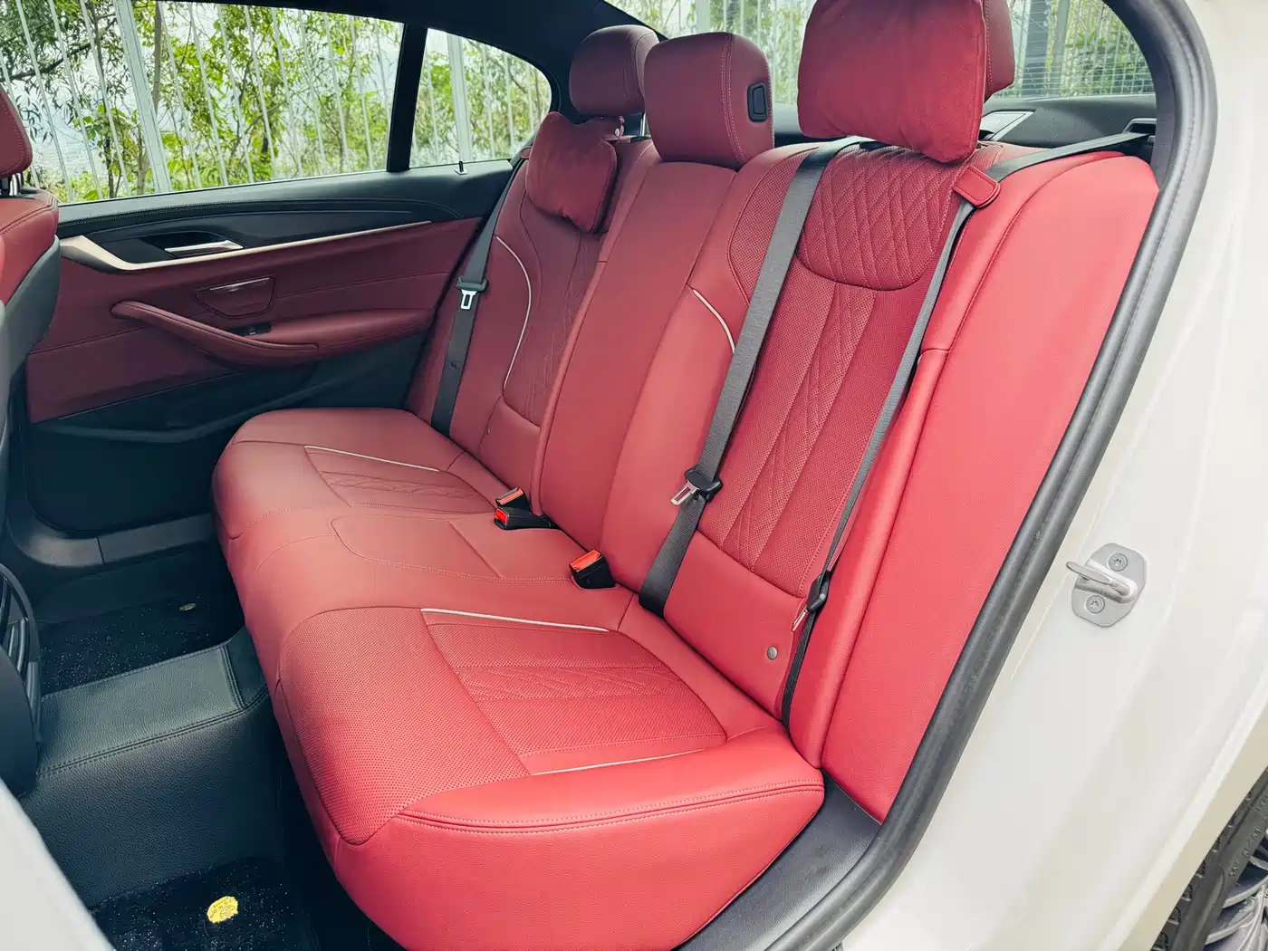 BMW 5 Series 2023 530Li Leading M Sport Package фото 29