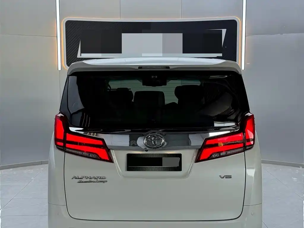 Toyota Alphard 2015 3.5L Premium Edition фото 4