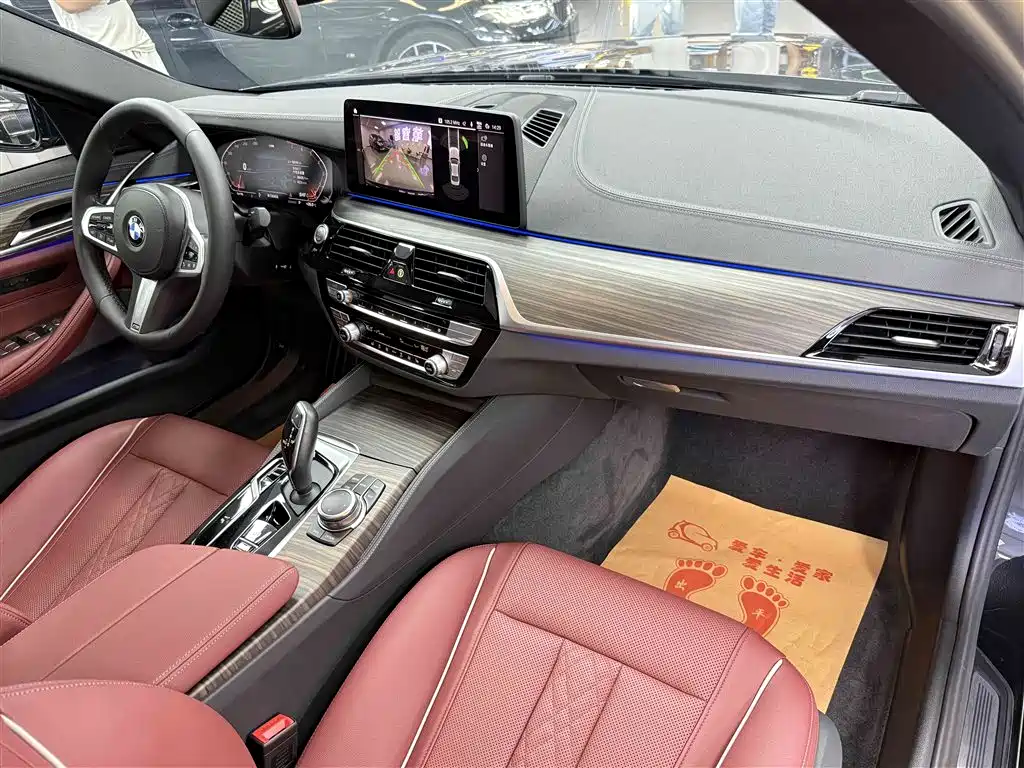 BMW 5 Series 2022 530Li Leading M Sport Package фото 11